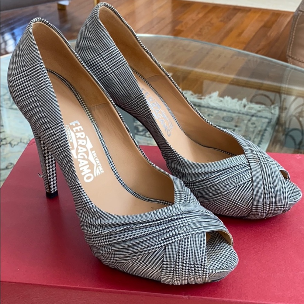 Salvatore Ferragamo Carsa Shoes Pumps 8 1/2